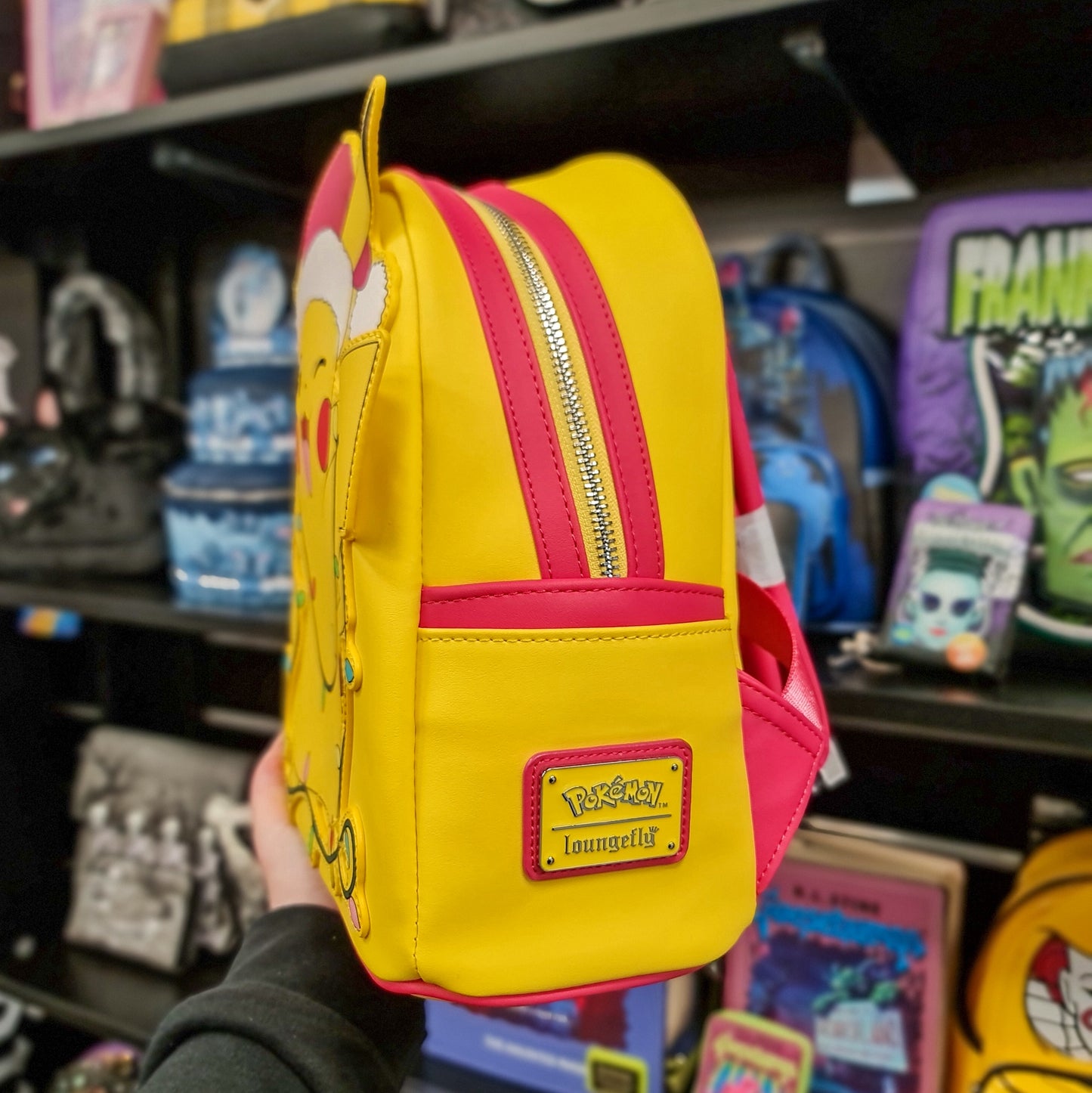 POKEMON HOLIDAY PIKACHU MINI BACKPACK